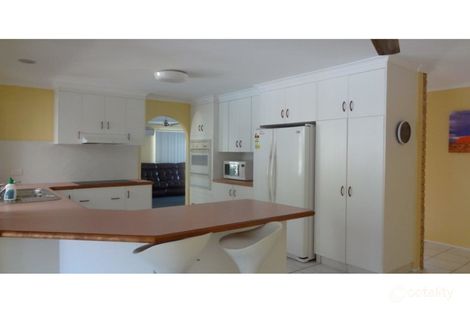 Property photo of 8 Palm Court Bucasia QLD 4750