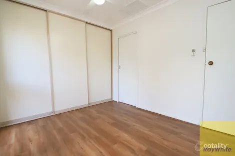 Property photo of 19 Jacaranda Drive Georges Hall NSW 2198