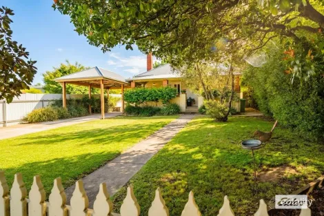 4 Windham St, Yackandandah, VIC 3749