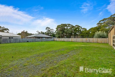 8 Yarra Gum Pl, Mount Clear, VIC 3350
