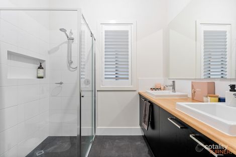 Property photo of 17 Greenwich Court Mount Barker SA 5251