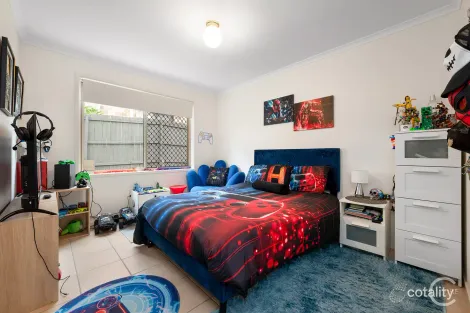 Property photo of 23 Toorak Place Forest Lake QLD 4078