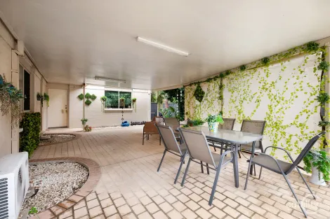 Property photo of 23 Toorak Place Forest Lake QLD 4078