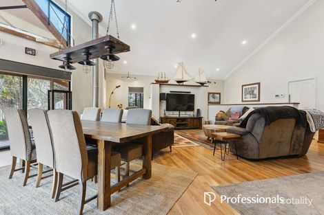 Property photo of 9 Kiev Court Lesmurdie WA 6076