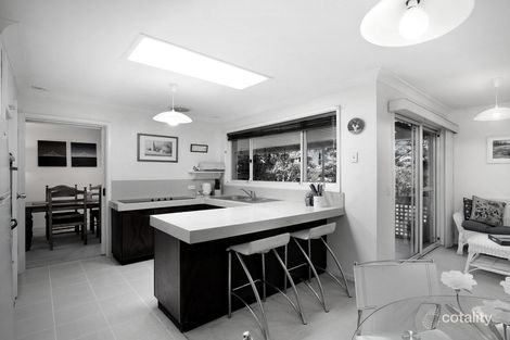 Property photo of 8 Table Top Road North Avoca NSW 2260