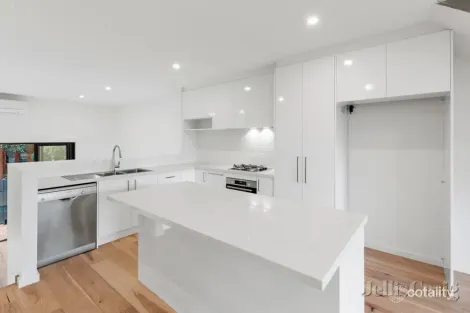 Property photo of 4B Rocke Street Ivanhoe VIC 3079