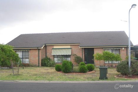 Property photo of 33 Proctor Crescent Keilor Downs VIC 3038