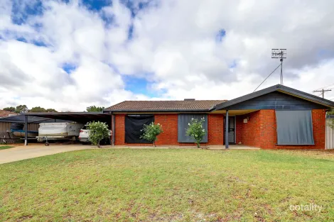 521 Sloane St, Deniliquin, NSW 2710