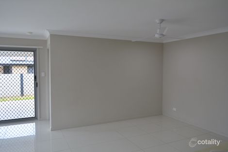 Property photo of 1/20A Alpine Court Cranley QLD 4350