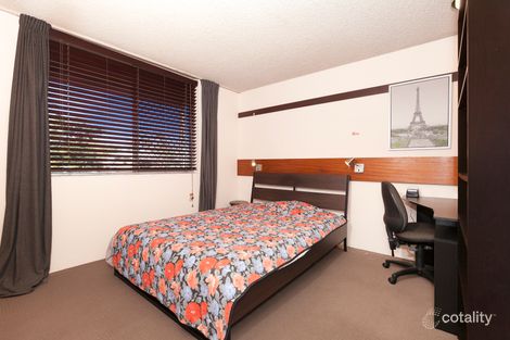 Property photo of 1/125 Clarence Road Indooroopilly QLD 4068