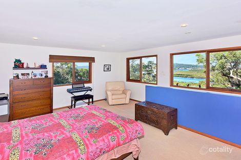 Property photo of 21 Treeview Place Saratoga NSW 2251