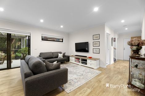 Property photo of 11A Binbrook Drive Croydon VIC 3136