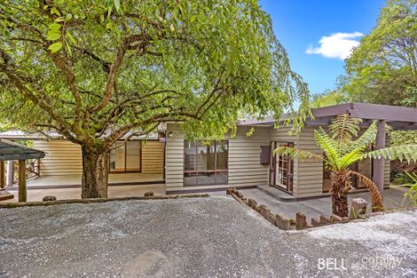 27 Eastview Ave, Seville East, VIC 3139