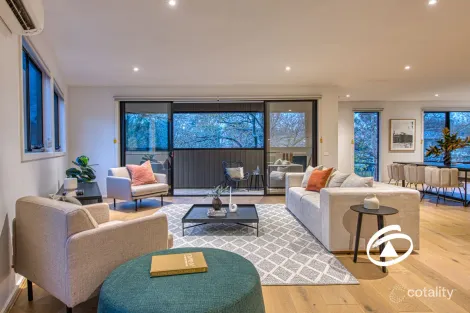 Property photo of 29 Willowdene Way Berwick VIC 3806