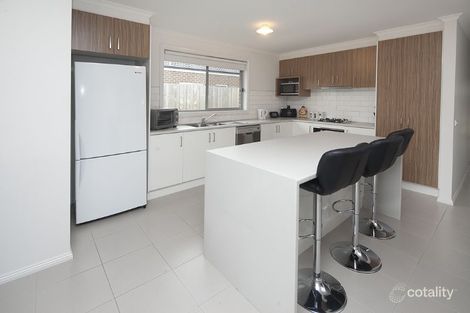 Property photo of 12 Bronzewing Street Pakenham VIC 3810