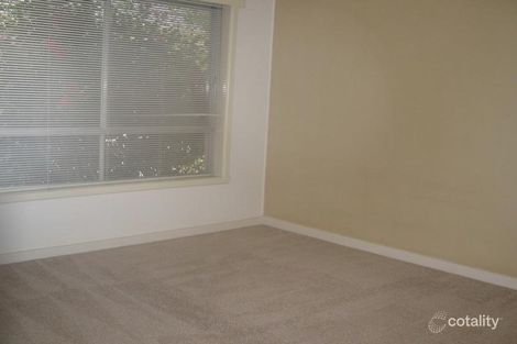 Property photo of 4/2 Avonhurst Drive Glen Waverley VIC 3150