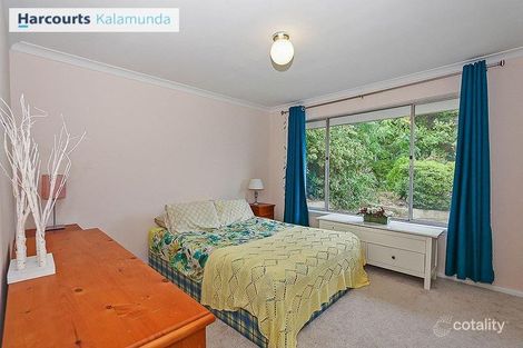 Property photo of 17 Scenic Drive Maida Vale WA 6057