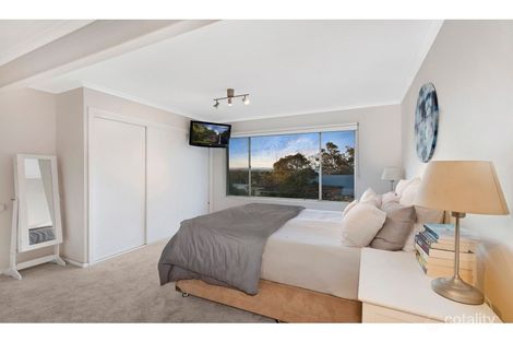 Property photo of 18 Mermaid Drive Bateau Bay NSW 2261