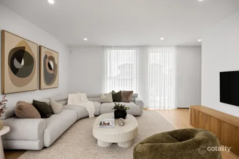 Property photo of 18 George Street Niddrie VIC 3042