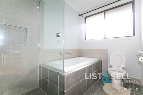 Property photo of 30 Gray Street Leppington NSW 2179