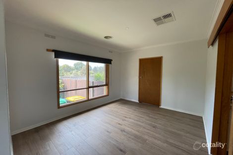 Property photo of 99 Holmes Road Long Gully VIC 3550