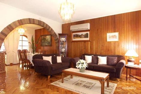 Property photo of 4 Lister Street Kew East VIC 3102