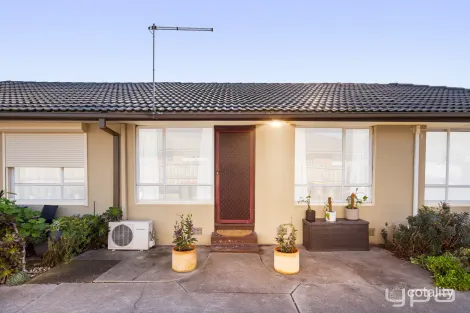 4/79 Kernot St, South Kingsville, VIC 3015