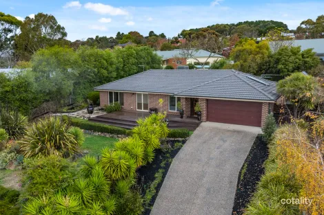 11 Alcheringa Ct, Gisborne, VIC 3437