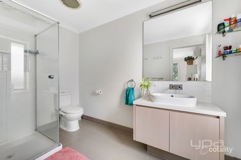 Property photo of 25 Parkmore Crescent Westmeadows VIC 3049