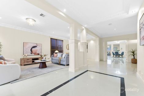 Property photo of 10 Parade Avenue Keysborough VIC 3173