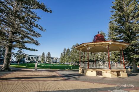 Property photo of 215/19 Holdfast Promenade Glenelg SA 5045