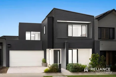 15 Interlaken Ave, Manor Lakes, VIC 3024