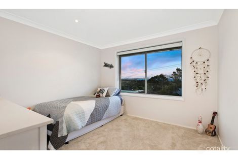 Property photo of 18 Mermaid Drive Bateau Bay NSW 2261