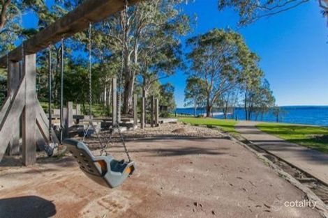 Property photo of 50 Nightshade Crescent Murrays Beach NSW 2281