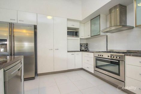 Property photo of 24 Feathertop Circuit Caloundra West QLD 4551