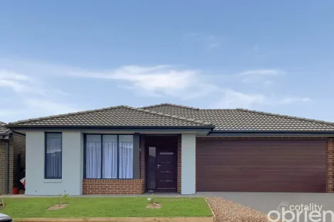 62 Evica Rd, Clyde North, VIC 3978