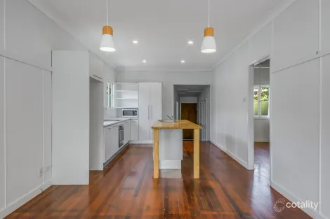 Property photo of 11 Humpybong Esplanade Redcliffe QLD 4020