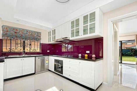 Property photo of 8 Lawrence Street Peakhurst NSW 2210