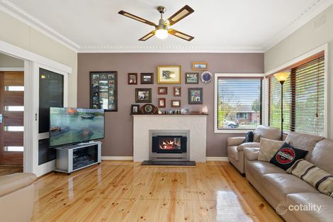Property photo of 34 Dover Street Wendouree VIC 3355
