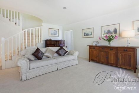 Property photo of 27 Coventry Circuit Carindale QLD 4152