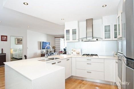 Property photo of 435 Esplanade Manly QLD 4179