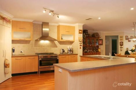 Property photo of 14 Sittella Drive Berwick VIC 3806