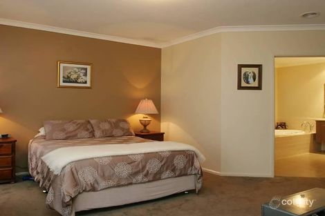 Property photo of 14 Sittella Drive Berwick VIC 3806