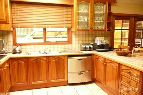 Property photo of 32 Westminster Drive Werribee VIC 3030