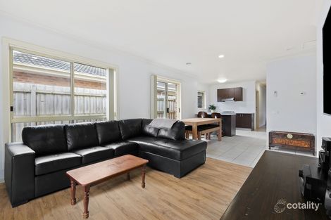 61 Darnley Dr, Skye, VIC 3977