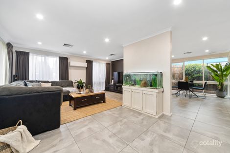 5 Greenwood Dr, Carrum Downs, VIC 3201