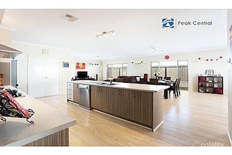 Property photo of 17 Armand Drive Aubin Grove WA 6164