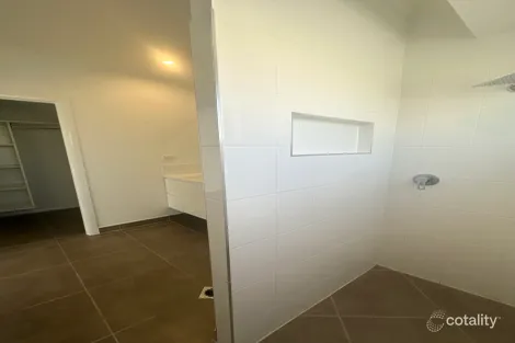 Property photo of 65 Mesa Circuit Cosgrove QLD 4818