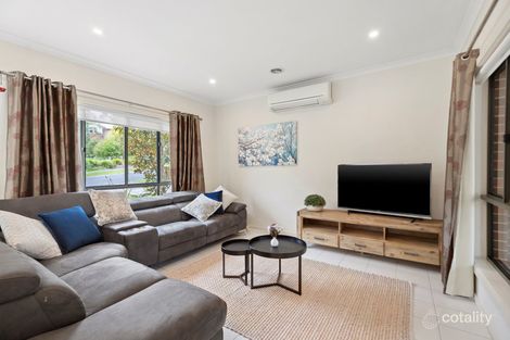 Property photo of 14 The Range Boulevard Croydon VIC 3136