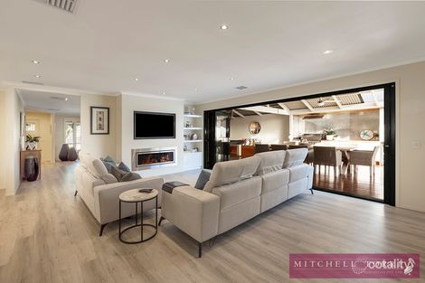 Property photo of 4 Lady Barlow Court Patterson Lakes VIC 3197